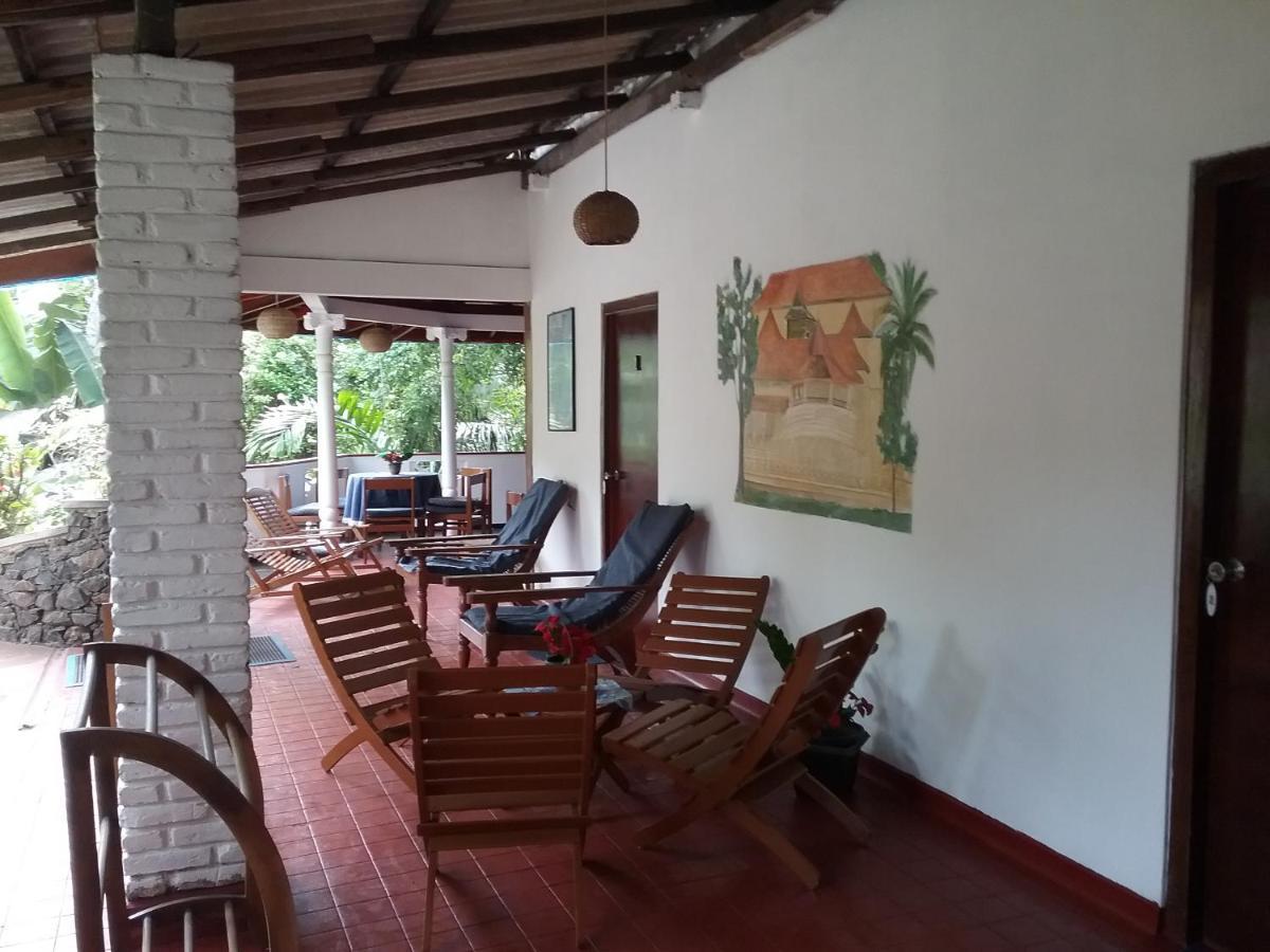 Gasthaus Langeoog Unawatuna Ngoại thất bức ảnh