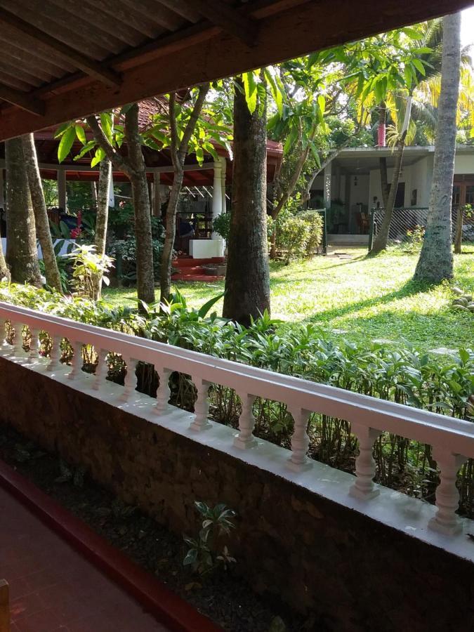 Gasthaus Langeoog Unawatuna Ngoại thất bức ảnh